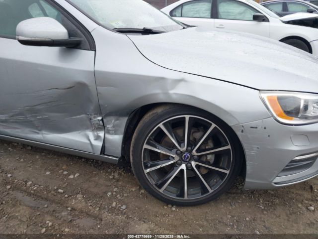 2017 VOLVO S60 YV140MTL2H2431612 Photo 5