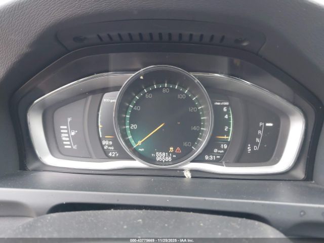 2017 VOLVO S60 YV140MTL2H2431612 Photo 6