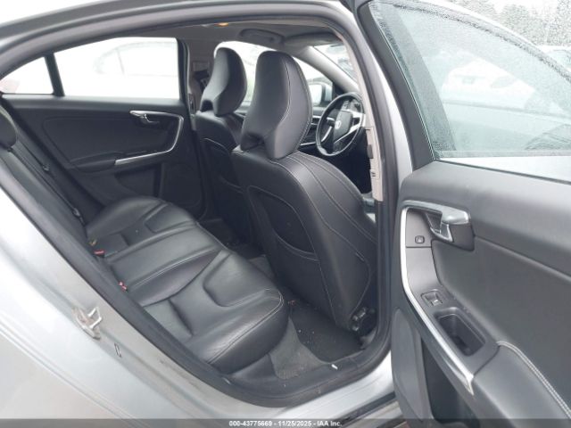 2017 VOLVO S60 YV140MTL2H2431612 Photo 7
