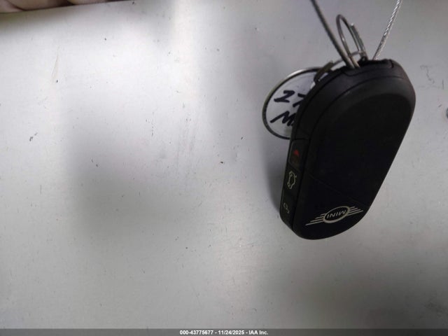 2025 MINI CONVERTIBLE WMW23GX05S2X03029 Photo 10