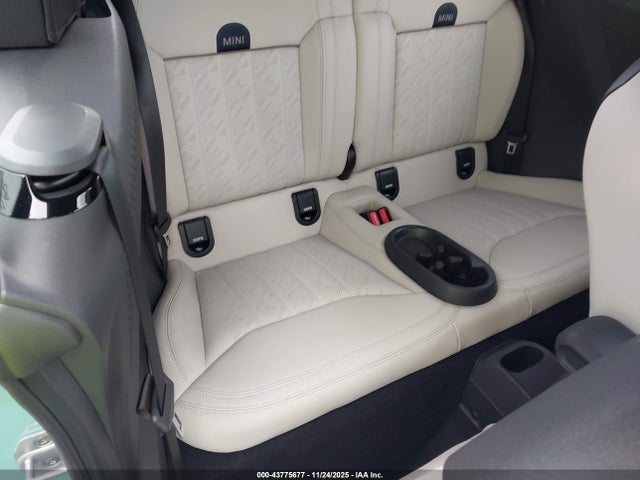 2025 MINI CONVERTIBLE WMW23GX05S2X03029 Photo 7