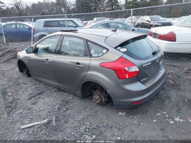 2014 FORD FOCUS 1FADP3K22EL337889 Photo 2