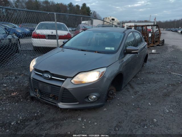 2014 FORD FOCUS 1FADP3K22EL337889 Photo 5
