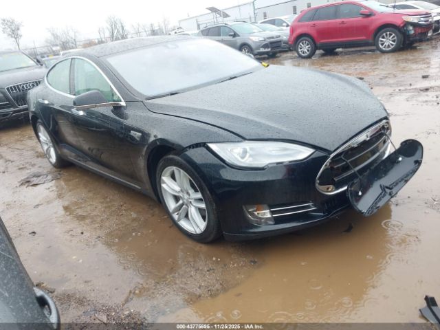 2015 TESLA MODEL S 5YJSA1H29FFP73710