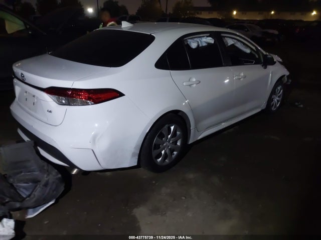 Toyota COROLLA LE 2020 5YFEPRAE8LP045438 Image 4