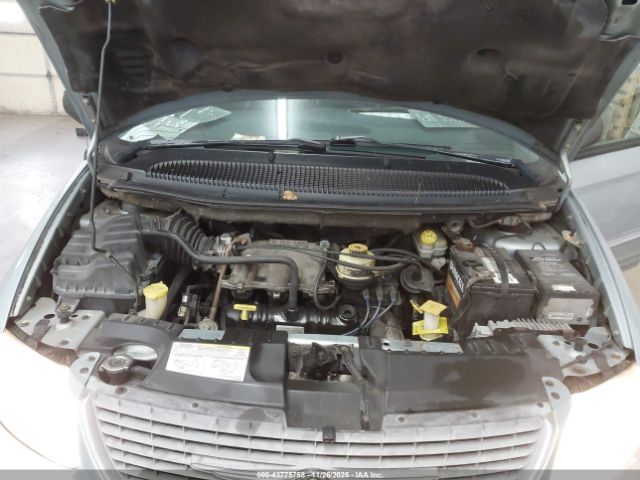 2001 CHRYSLER TOWN & COUNTRY 2C8GP64L41R197343 Photo 9