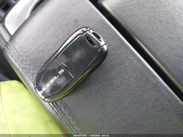 2013 TESLA MODEL S 5YJSA1AG8DFP11461 Photo 10