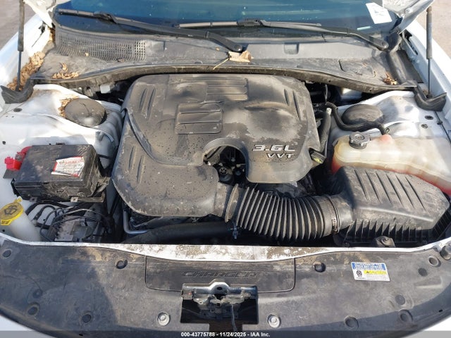 2C3CDXJG8NH265021 Dodge Charger Sxt Awd