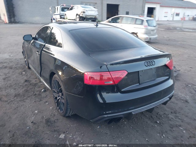 2016 AUDI A5 WAUM2AFR9GA008011 Photo 2