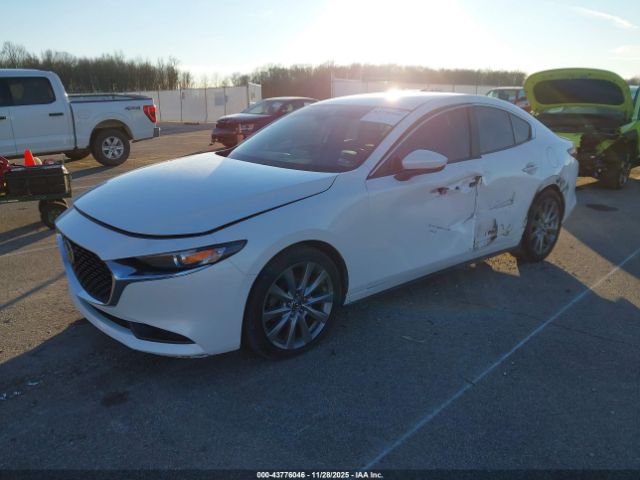 2019 MAZDA MAZDA3 3MZBPADL4KM107242 Photo 1
