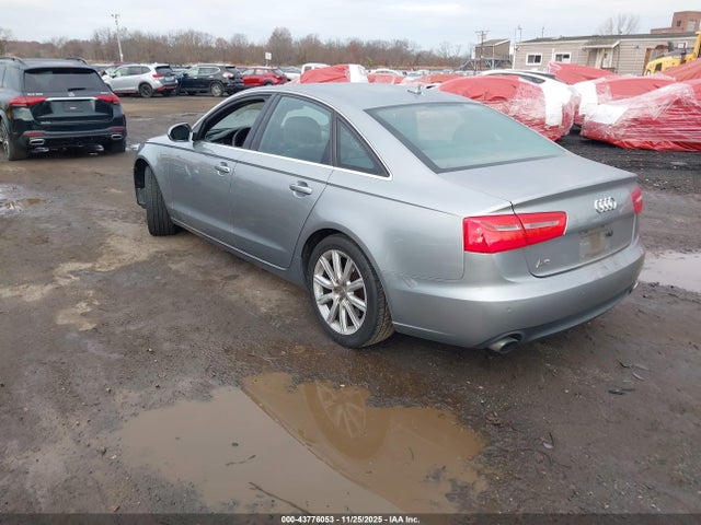 2014 AUDI A6 WAUGFAFC4EN020814 Photo 2