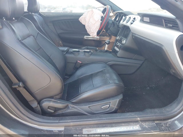 2016 FORD MUSTANG 1FATP8UH2G5231914 Photo 4