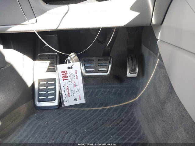 2017 AUDI A4 WAUFNAF42HN042953 Photo 10