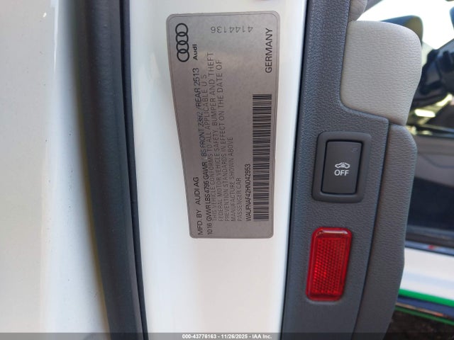 2017 AUDI A4 WAUFNAF42HN042953 Photo 8