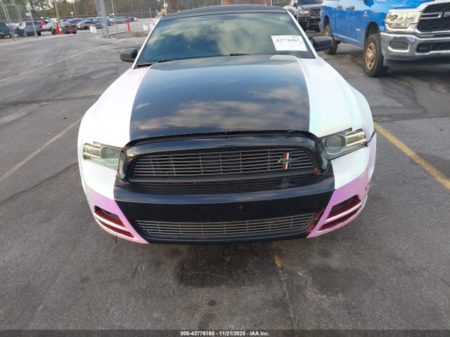 Продажа на аукционе авто 2014 Ford Mustang V6 Premium, vin: 1ZVBP8EM9E5255655, номер лота: 43776165