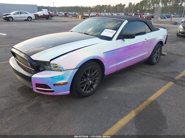 Продажа на аукционе авто 2014 Ford Mustang V6 Premium, vin: 1ZVBP8EM9E5255655, номер лота: 43776165