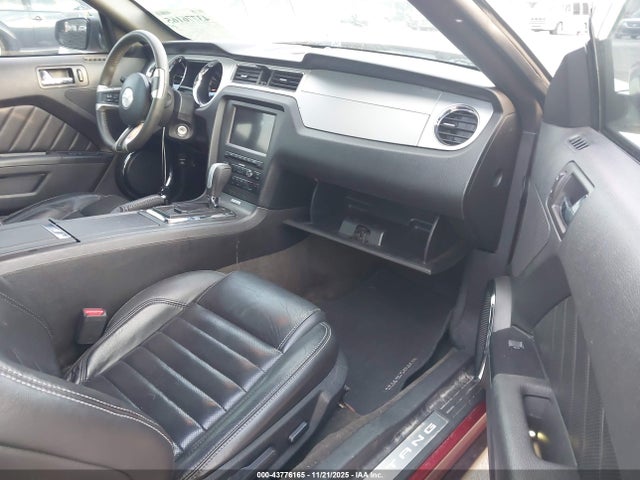 Продажа на аукционе авто 2014 Ford Mustang V6 Premium, vin: 1ZVBP8EM9E5255655, номер лота: 43776165