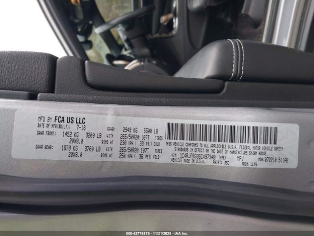 2016 JEEP GRAND CHEROKEE 1C4RJFBG9GC497348 Photo 8