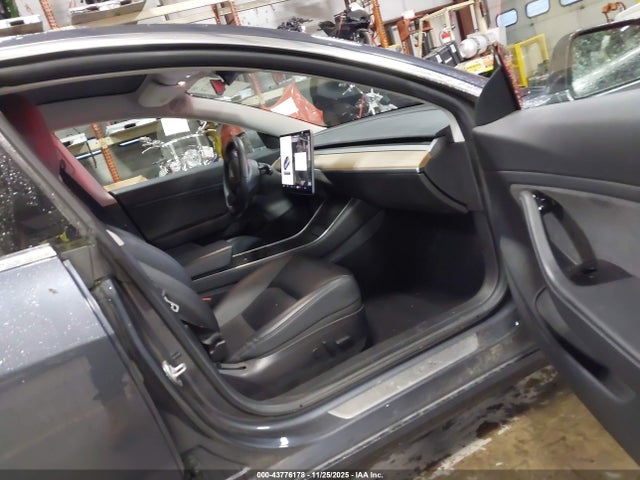 2020 TESLA MODEL 3 5YJ3E1EB7LF616430 Photo 4