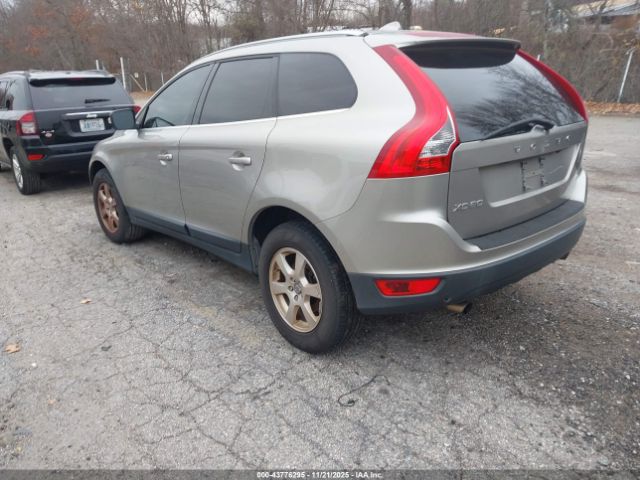 2011 VOLVO XC60 YV4940DZ4B2217964 Photo 2