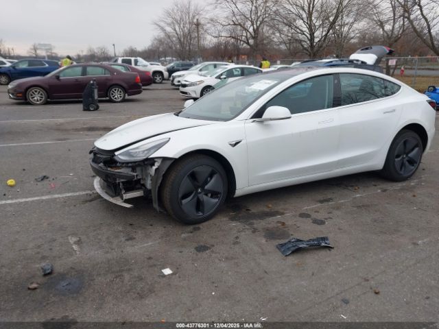2018 TESLA MODEL 3 5YJ3E1EAXJF153056 Photo 1