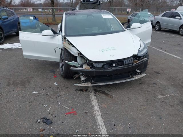 2018 TESLA MODEL 3 5YJ3E1EAXJF153056 Photo 5