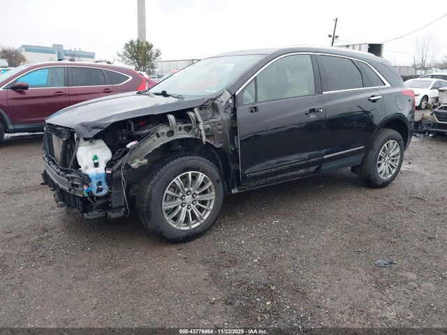 2018 CADILLAC XT5 1GYKNDRS1JZ170154 Photo 1