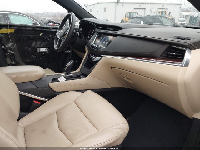 2018 CADILLAC XT5 1GYKNDRS1JZ170154 Photo 4
