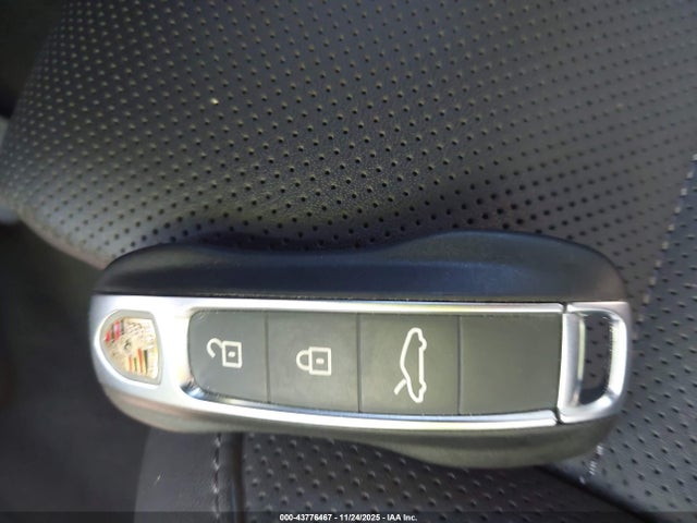 2024 PORSCHE 911 WP0AA2A95RS210069 Photo 10