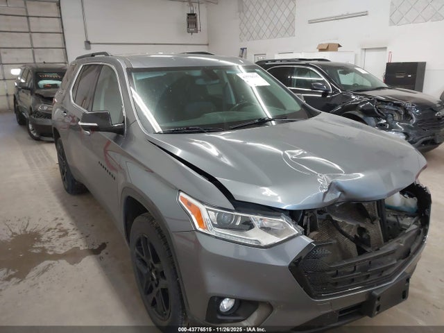 1GNERGKW5LJ322340 Chevrolet Traverse Fwd Lt Cloth