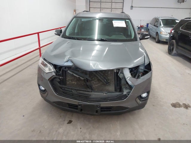 1GNERGKW5LJ322340 Chevrolet Traverse Fwd Lt Cloth
