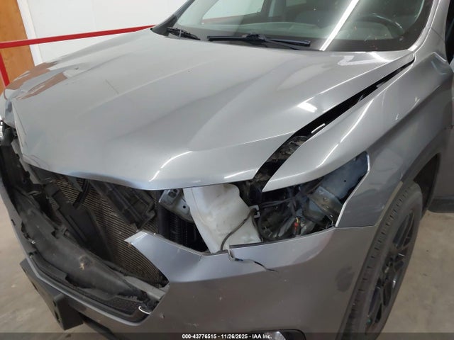 1GNERGKW5LJ322340 Chevrolet Traverse Fwd Lt Cloth
