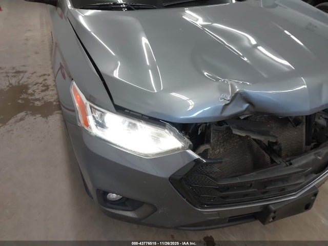 1GNERGKW5LJ322340 Chevrolet Traverse Fwd Lt Cloth