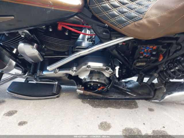 2013 HARLEY-DAVIDSON FLHR 1HD1FBM29DB629114 Photo 8