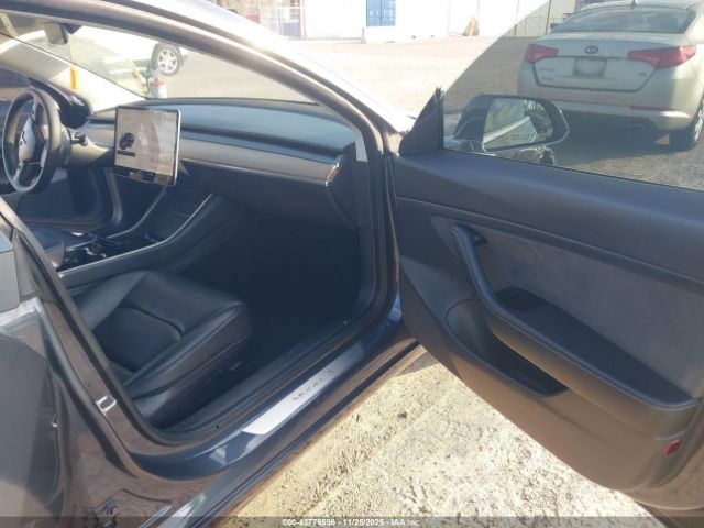 2020 TESLA MODEL 3 5YJ3E1EA1LF658020 Photo 4
