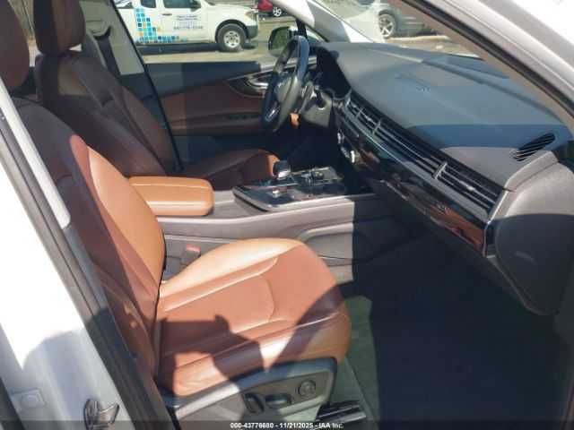 2018 AUDI Q7 WA1VAAF78JD055121 Photo 4