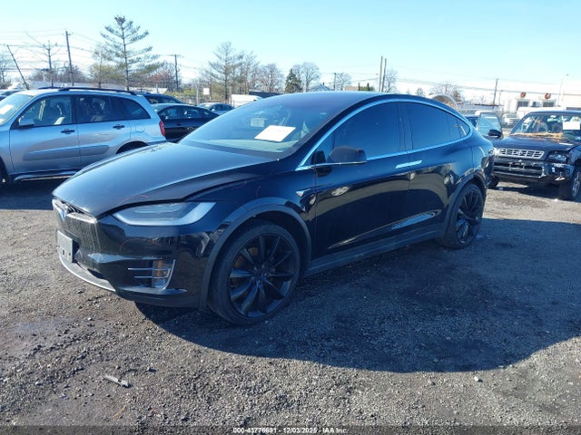 2018 TESLA MODEL X 5YJXCBE24JF114887 Photo 1