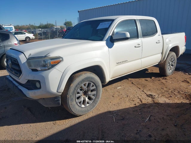 Продажа на аукционе авто 2016 Toyota Tacoma Sr5 V6, vin: 3TMAZ5CN4GM022718, номер лота: 43776710