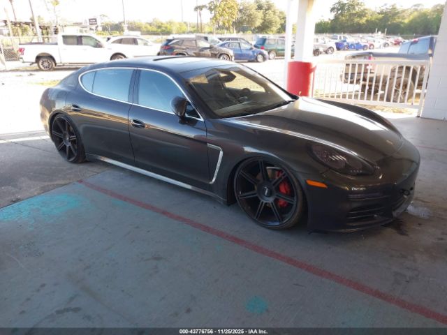 2016 PORSCHE PANAMERA WP0BB2A79GL060006