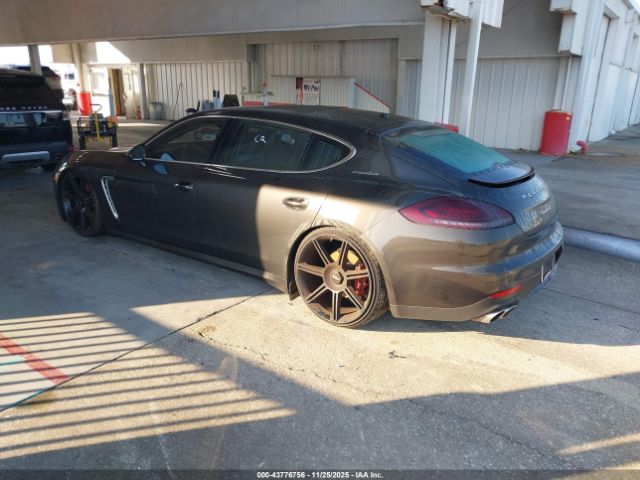 2016 PORSCHE PANAMERA WP0BB2A79GL060006 Photo 2