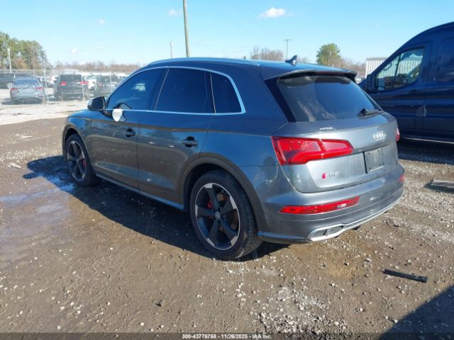 2019 AUDI SQ5 WA1C4AFY2K2001267 Photo 2