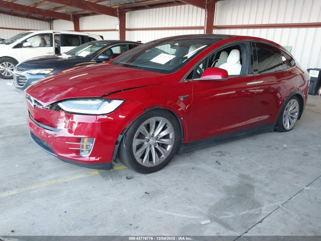 Tesla MODEL X 2017 5YJXCBE23HF066177 Image 2