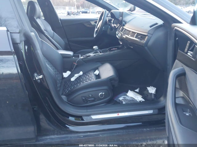 2021 AUDI RS 5 SPORTBACK WUAAWCF51MA902392 Photo 4