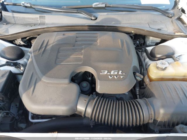 2011 CHRYSLER 300 2C3CA5CG0BH592289 Photo 9