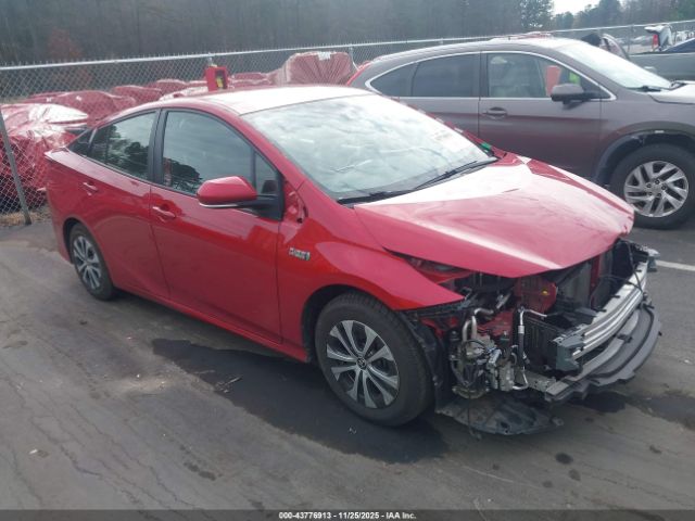 2021 TOYOTA PRIUS PRIME JTDKAMFP6M3172104