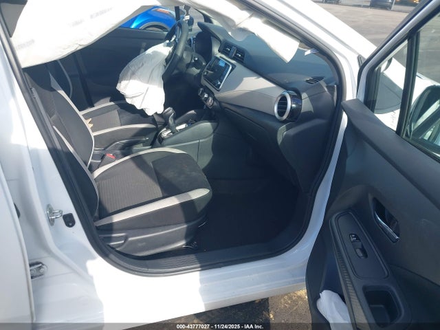 Продаж на аукціоні авто 2021 Nissan Versa Sv Xtronic Cvt, vin: 3N1CN8EV0ML895051, номер лоту: 43777027