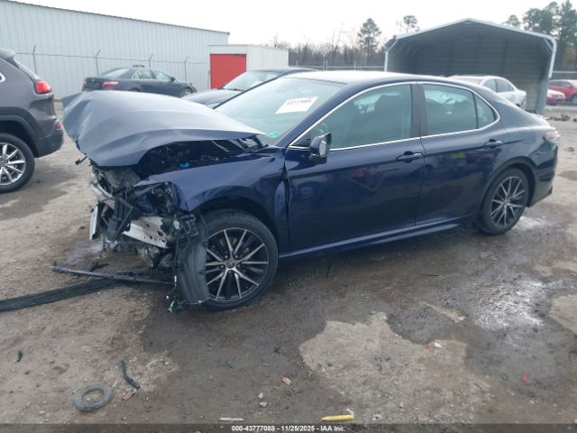 2022 TOYOTA CAMRY 4T1G11AKXNU674511 Photo 1