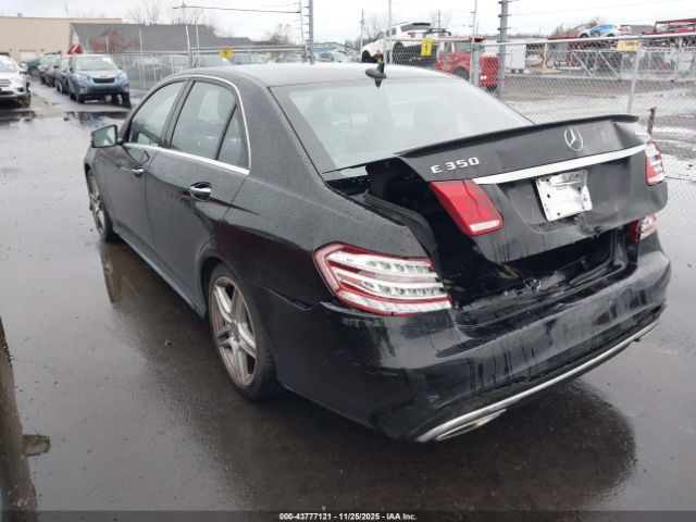 2014 MERCEDES-BENZ E 350 WDDHF8JB3EA780647 Photo 2
