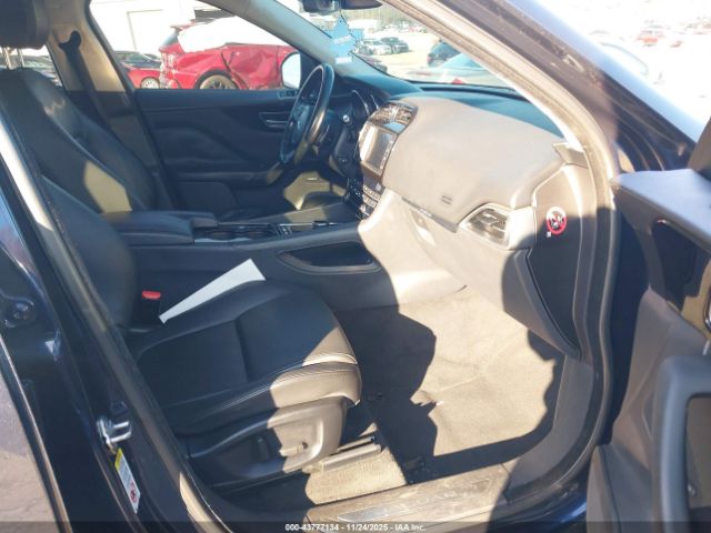 2017 JAGUAR F-PACE SADCS2BV9HA062910 Photo 4