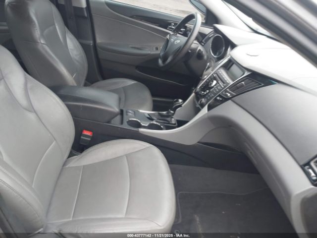 2011 HYUNDAI SONATA 5NPEC4AC0BH059469 Photo 4